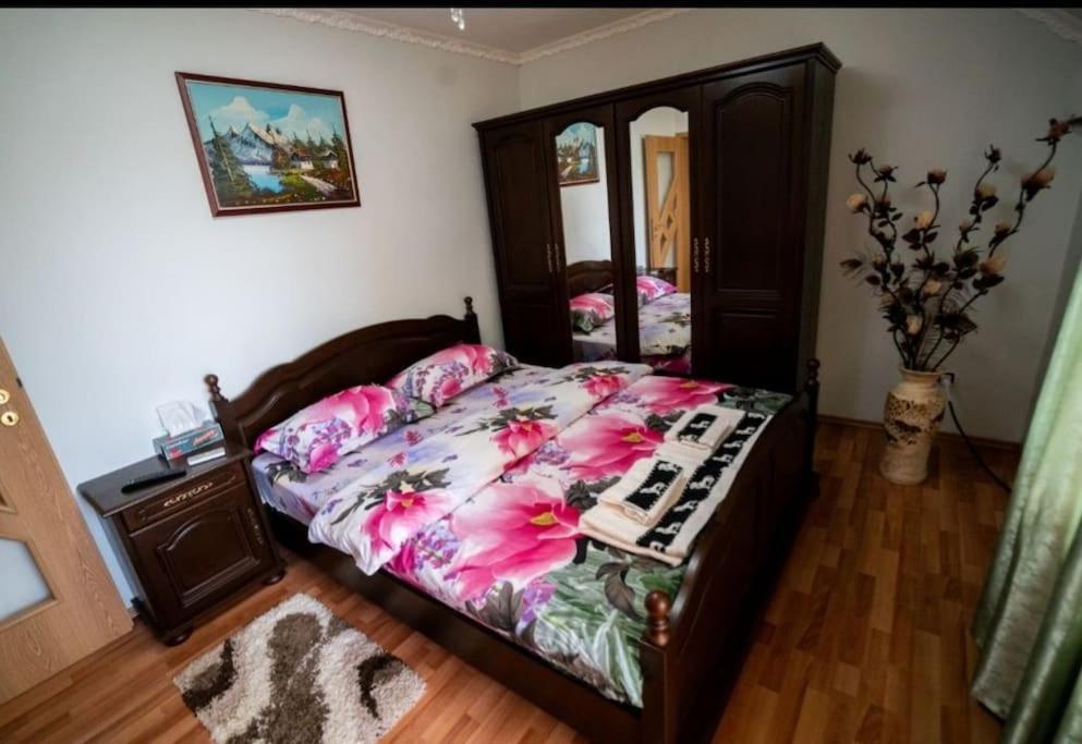 Casa Mona Villa Oradea Exterior foto